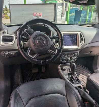 Jeep Compass cena 110000 przebieg: 55555, rok produkcji 2019 z Łódź małe 121